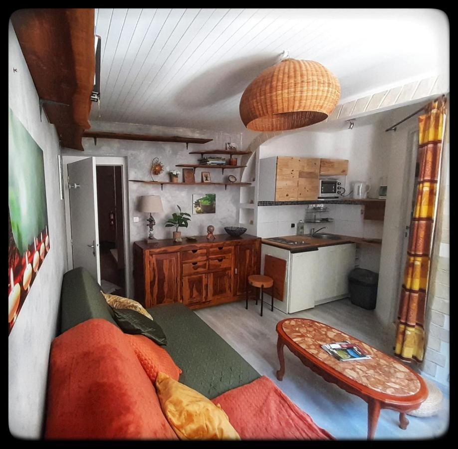 Апартаменти Studio Cosy Rennes-Les-Bains Екстер'єр фото